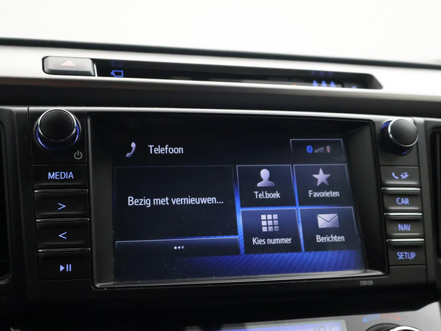 Toyota RAV4 2.5 HYBRID AWD 4WD AUT. DYNAMIC + TREKHAAK 1650 KG | ADAPTIVE CRUISE | CAMERA | STOELVERW. | 18 INCH