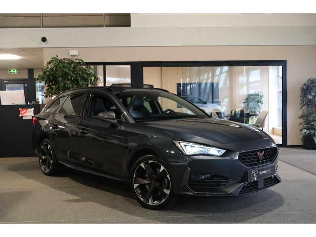 CUPRA Leon Sportstourer 1.4 e-Hybrid 204PK Virtual Navi Pano Cam Led Acc