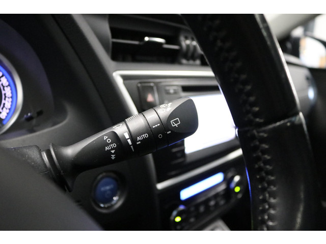 Toyota Auris Touring Sports 1.8 Hybrid Lease | 1e EIGENAAR | DEALER ONDERHOUDEN | NAP |