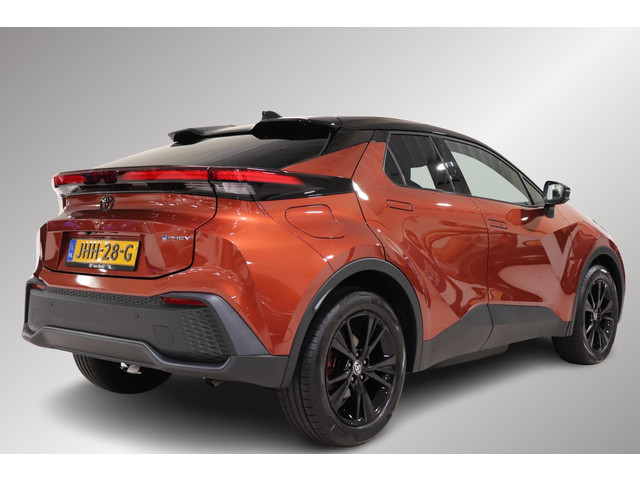 Toyota C-HR 2.0 Plug-in Hybrid 220 Dynamic, Zwarte 18 inch velgen & Logo's, Oranje Accenten en Remklauwen, Stuur & Stoelverwarming!