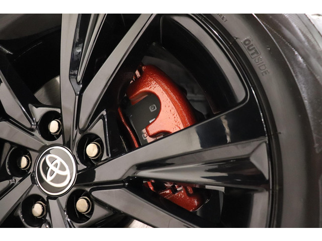 Toyota C-HR 2.0 Plug-in Hybrid 220 Dynamic, Zwarte 18 inch velgen & Logo's, Oranje Accenten en Remklauwen, Stuur & Stoelverwarming!