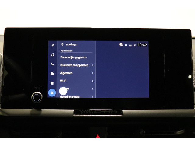 Toyota C-HR 2.0 Plug-in Hybrid 220 Dynamic, Zwarte 18 inch velgen & Logo's, Oranje Accenten en Remklauwen, Stuur & Stoelverwarming!