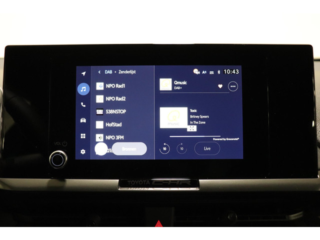 Toyota C-HR 2.0 Plug-in Hybrid 220 Dynamic, Zwarte 18 inch velgen & Logo's, Oranje Accenten en Remklauwen, Stuur & Stoelverwarming!