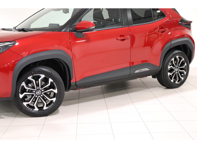 Toyota Yaris Cross 1.5 Hybrid 130 Dynamic, Comfort Pack, BSM, Stoel & Stuur verwarming, Inruilpremie €1.000,- !