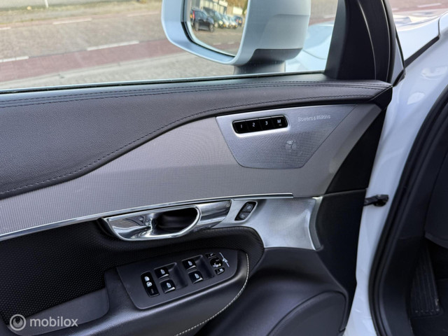 Volvo XC90 2.0 T8 Twin Engine AWD R-Design BOMVOL