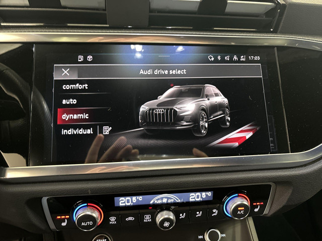 Audi Q3 45 TFSIe 245pk S-tronic Advanced edition · S-line interieur · Camera · Keyless · Dodehoek Detectie · P-Sensoren · Elek. Achterkl