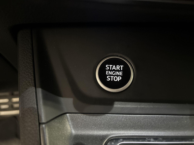 Audi Q3 45 TFSIe 245pk S-tronic Advanced edition · S-line interieur · Camera · Keyless · Dodehoek Detectie · P-Sensoren · Elek. Achterkl