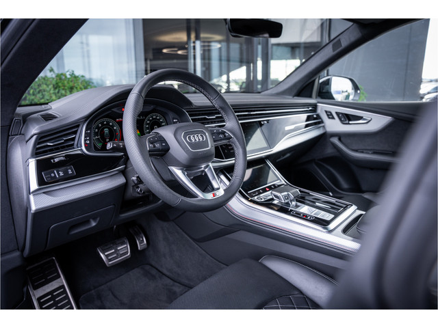 Audi Q8 60 TFSI e quattro Pro Line S Competition - Panorama | RS Seats | B&O | Stoelkoeling & Massage | Elek. Trekhaak