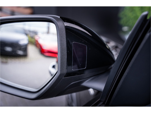 Audi Q8 60 TFSI e quattro Pro Line S Competition - Panorama | RS Seats | B&O | Stoelkoeling & Massage | Elek. Trekhaak