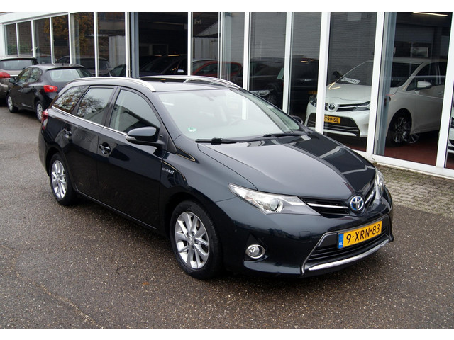 toyota-auris-touring-sports-1.8-hybrid-dynamic-clima-cruise-camera-rijklaarprijs--