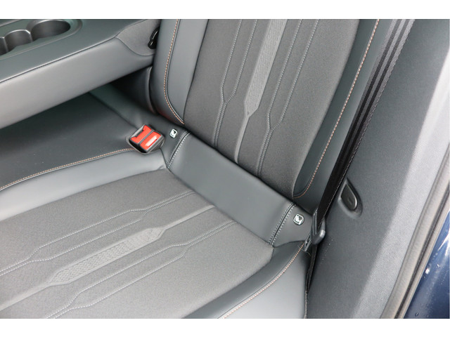 CUPRA Formentor 1.4 e-Hybrid 204pk Business. Led , Trekhaak , PDC , Clima, Stuurwiel verwarmd , LMV , Carplay, etc .