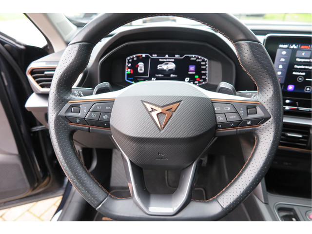 CUPRA Formentor 1.4 e-Hybrid 204pk Business. Led , Trekhaak , PDC , Clima, Stuurwiel verwarmd , LMV , Carplay, etc .