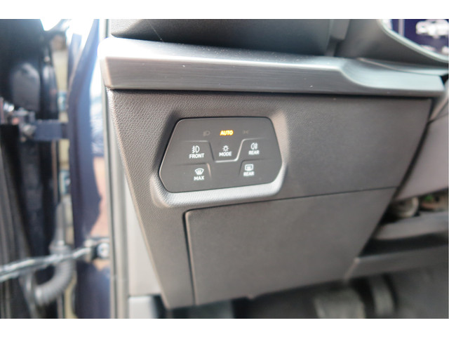 CUPRA Formentor 1.4 e-Hybrid 204pk Business. Led , Trekhaak , PDC , Clima, Stuurwiel verwarmd , LMV , Carplay, etc .