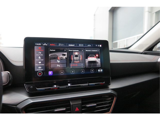 CUPRA Formentor 1.4 e-Hybrid 204pk Business. Led , Trekhaak , PDC , Clima, Stuurwiel verwarmd , LMV , Carplay, etc .