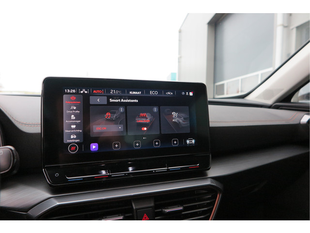 CUPRA Formentor 1.4 e-Hybrid 204pk Business. Led , Trekhaak , PDC , Clima, Stuurwiel verwarmd , LMV , Carplay, etc .