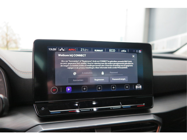 CUPRA Formentor 1.4 e-Hybrid 204pk Business. Led , Trekhaak , PDC , Clima, Stuurwiel verwarmd , LMV , Carplay, etc .