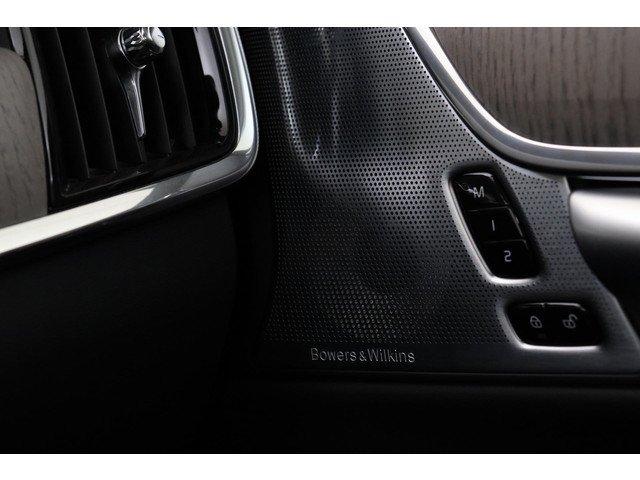 Volvo V90 T6 PLUG-IN HYBRID AWD ULTRA DARK -PANO.DAK|BOWERS&WILKINS|GEVENT.LEDER+MASSAGE|HEAD-UP DISP.|PRIVACY.GLAS|360°CAM