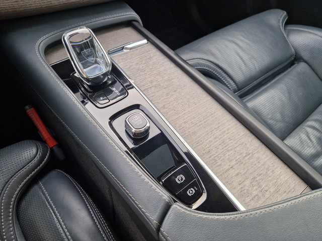 Volvo XC90 2.0 T8 Recharge AWD Inscription Exclusive Luchtvering | Massage | VOL OPTIES