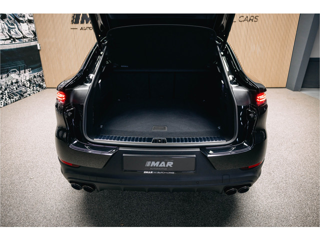Porsche Cayenne Coupé 3.0 E-Hybrid Black Edition | Sport Chrono | Luchtvering | Adaptieve (18-voudige) sportstoelen met verwarming en verkoeling