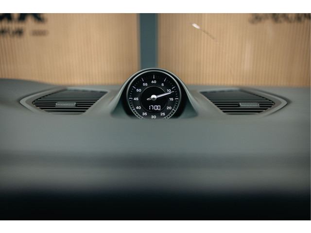 Porsche Cayenne Coupé 3.0 E-Hybrid Black Edition | Sport Chrono | Luchtvering | Adaptieve (18-voudige) sportstoelen met verwarming en verkoeling