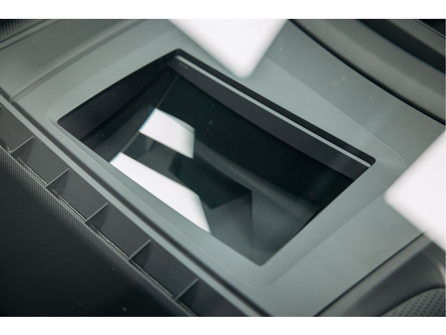 Porsche Cayenne Coupé 3.0 E-Hybrid Black Edition | Sport Chrono | Luchtvering | Adaptieve (18-voudige) sportstoelen met verwarming en verkoeling