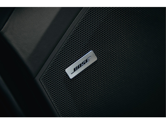 Porsche Cayenne Coupé 3.0 E-Hybrid Black Edition | Sport Chrono | Luchtvering | Adaptieve (18-voudige) sportstoelen met verwarming en verkoeling