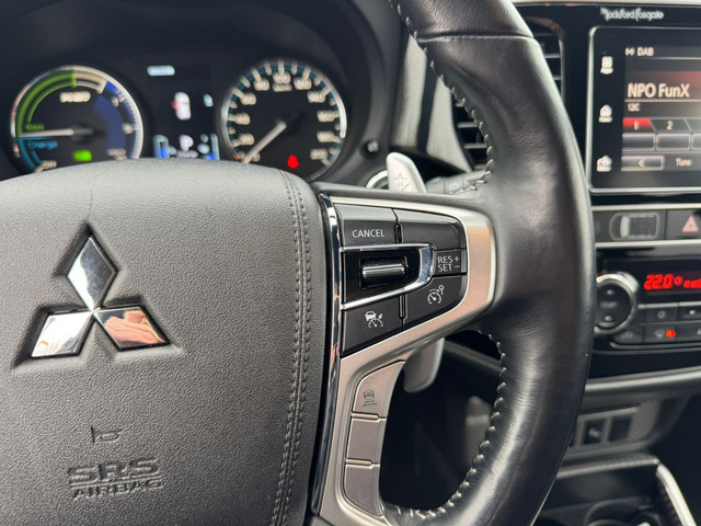 Mitsubishi Outlander 2.4 PHEV S Automaat Clima - Airco Navi Camera Leder Elektrische Voorstoel - Achterklep Trekhaak