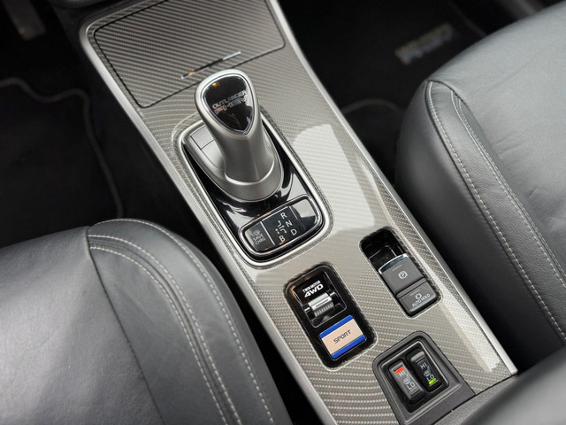 Mitsubishi Outlander 2.4 PHEV S Automaat Clima - Airco Navi Camera Leder Elektrische Voorstoel - Achterklep Trekhaak