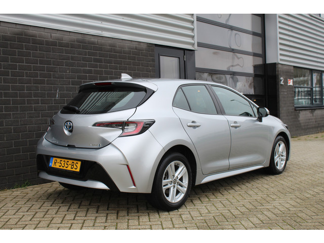 Toyota Corolla 1.8 Hybrid Active Carplay Camera N.A.P.