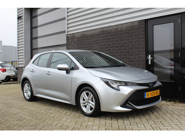 Toyota Corolla 1.8 Hybrid Active Carplay Camera N.A.P.
