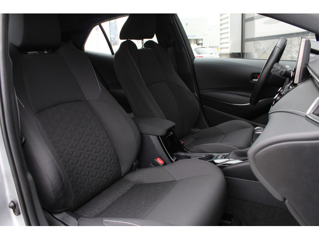 Toyota Corolla 1.8 Hybrid Active Carplay Camera N.A.P.