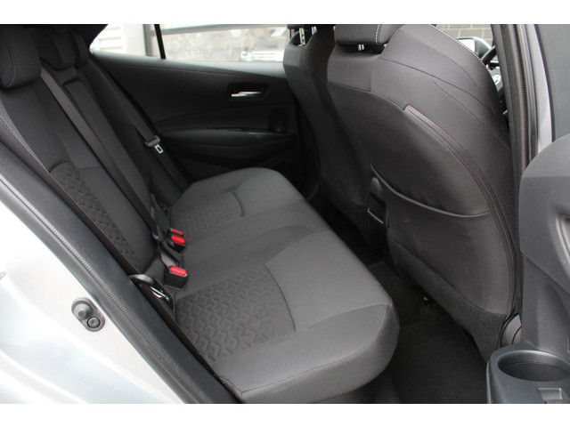 Toyota Corolla 1.8 Hybrid Active Carplay Camera N.A.P.