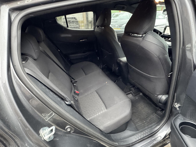 Toyota C-HR 1.8 HYBRID STYLE STOEL STUURVERW BLIND SPOT APPLE ANDROID PARK-SENSOREN KEYLESS LED