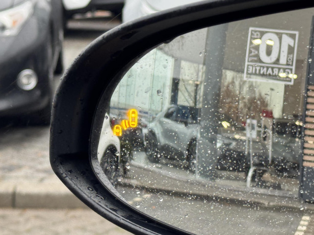 Toyota C-HR 1.8 HYBRID STYLE STOEL STUURVERW BLIND SPOT APPLE ANDROID PARK-SENSOREN KEYLESS LED