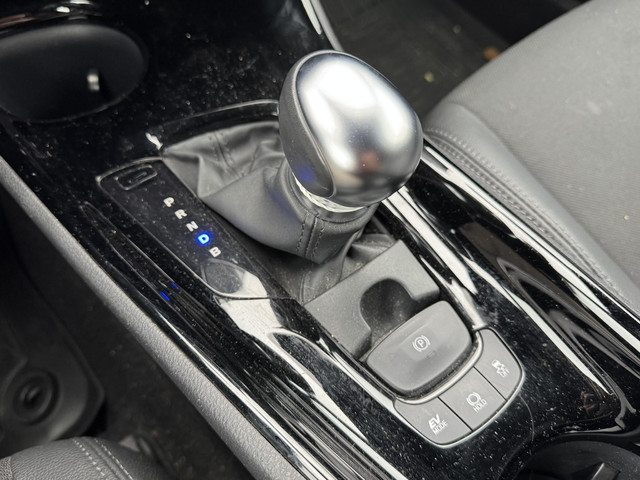 Toyota C-HR 1.8 HYBRID STYLE STOEL STUURVERW BLIND SPOT APPLE ANDROID PARK-SENSOREN KEYLESS LED