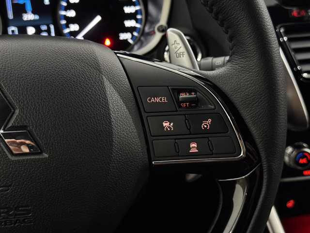 Mitsubishi Eclipse Cross 2.4 PHEV Executive 360 Camera, 177 PK, Half leder, Rijstrook correctie, Keyless start, Winterpakket, Cruise control, 5 jaar gara