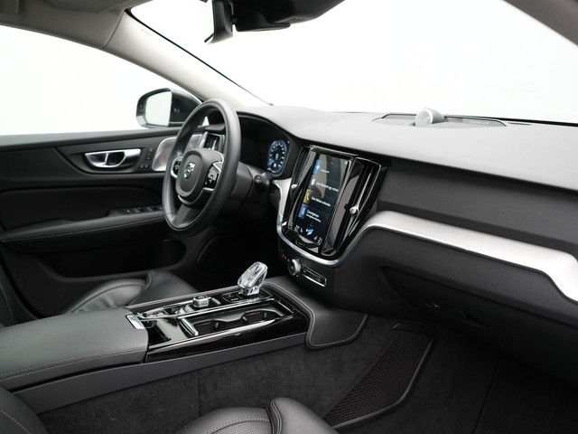 Volvo V60 2.0 T8 Recharge AWD Inscription 392pk Dealer O.H PHEV | Trekhaak Af Fabriek | Panodak | Head Up | Adaptive Cruise | 360 Camera |
