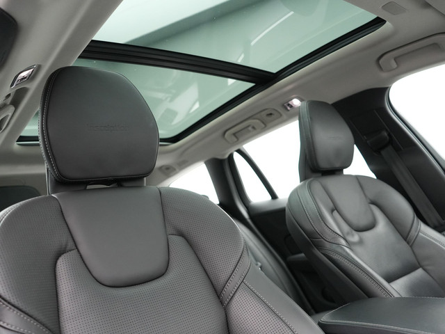 Volvo V60 2.0 T8 Recharge AWD Inscription 392pk Dealer O.H PHEV | Trekhaak Af Fabriek | Panodak | Head Up | Adaptive Cruise | 360 Camera |