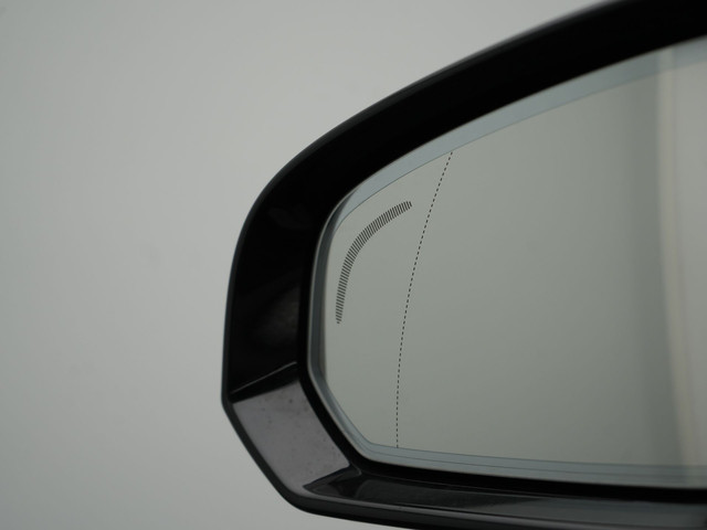 Volvo V60 2.0 T8 Recharge AWD Inscription 392pk Dealer O.H PHEV | Trekhaak Af Fabriek | Panodak | Head Up | Adaptive Cruise | 360 Camera |