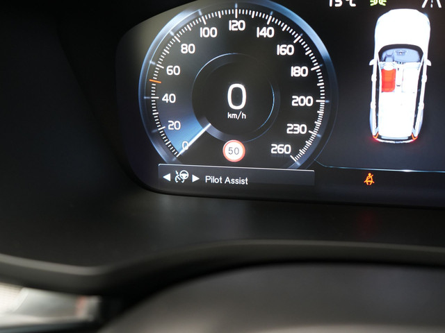 Volvo V60 2.0 T8 Recharge AWD Inscription 392pk Dealer O.H PHEV | Trekhaak Af Fabriek | Panodak | Head Up | Adaptive Cruise | 360 Camera |