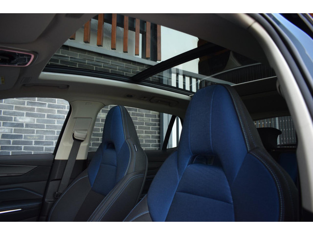 Lynk & Co 01 1.5 VIRTUAL 360 CAMERA INFINITY GELUID PANORAMADAK ADAPT.CRUISE 20INCH LED SFEERVERLICHTING