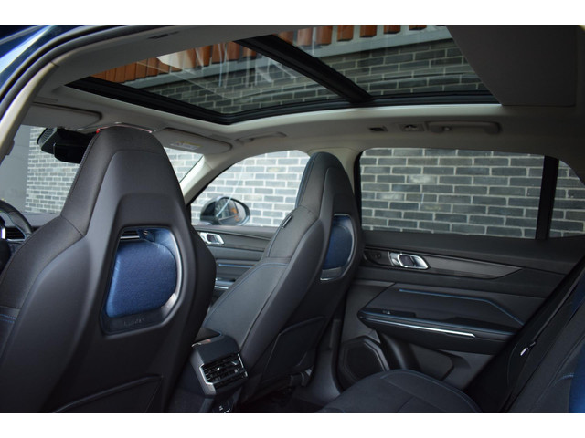 Lynk & Co 01 1.5 VIRTUAL 360 CAMERA INFINITY GELUID PANORAMADAK ADAPT.CRUISE 20INCH LED SFEERVERLICHTING