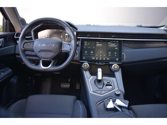 Lynk & Co 01 1.5 VIRTUAL 360 CAMERA BLACK EDITION INFINITY GELUID PANORAMADAK ADAPT.CRUISE 20INCH SFEERVERLICHTING