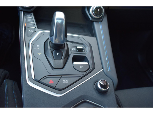 Lynk & Co 01 1.5 VIRTUAL 360 CAMERA BLACK EDITION INFINITY GELUID PANORAMADAK ADAPT.CRUISE 20INCH SFEERVERLICHTING