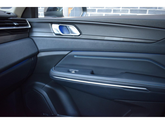 Lynk & Co 01 1.5 VIRTUAL 360 CAMERA BLACK EDITION INFINITY GELUID PANORAMADAK ADAPT.CRUISE 20INCH SFEERVERLICHTING