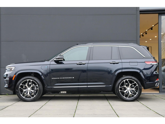 jeep-grand-cherokee-2.0-summit-reserve-4xe---mcintosh-audio---passenger-display---panoramadak