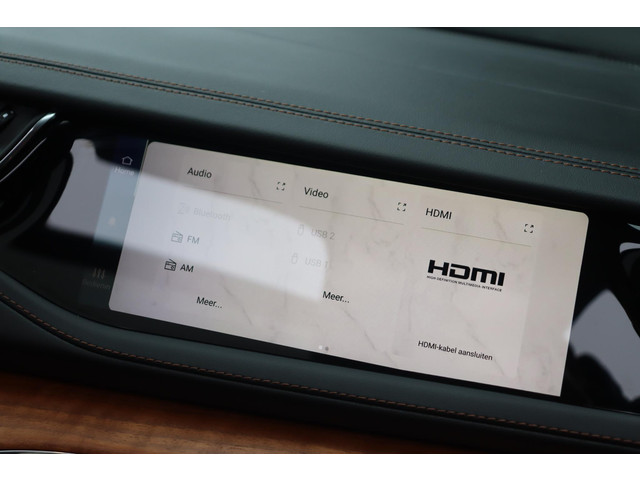 Jeep Grand Cherokee 2.0 Summit Reserve 4xe McIntosh Audio Passenger Display Panoramadak