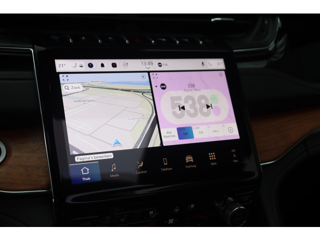 Jeep Grand Cherokee 2.0 Summit Reserve 4xe McIntosh Audio Passenger Display Panoramadak