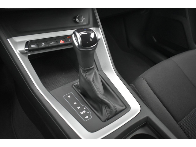 Audi Q3 Sportback 45 TFSI e Edition Navi Camera LED 19 Velgen PHEV