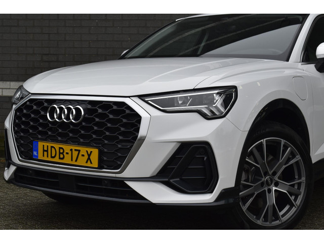 Audi Q3 Sportback 45 TFSI e Edition Navi Camera LED 19 Velgen PHEV